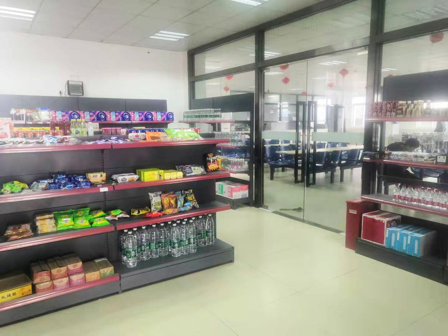 員工食堂-商店.JPG